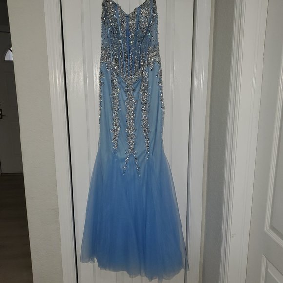 JOVANI Dress size 6 - Picture 2 of 3